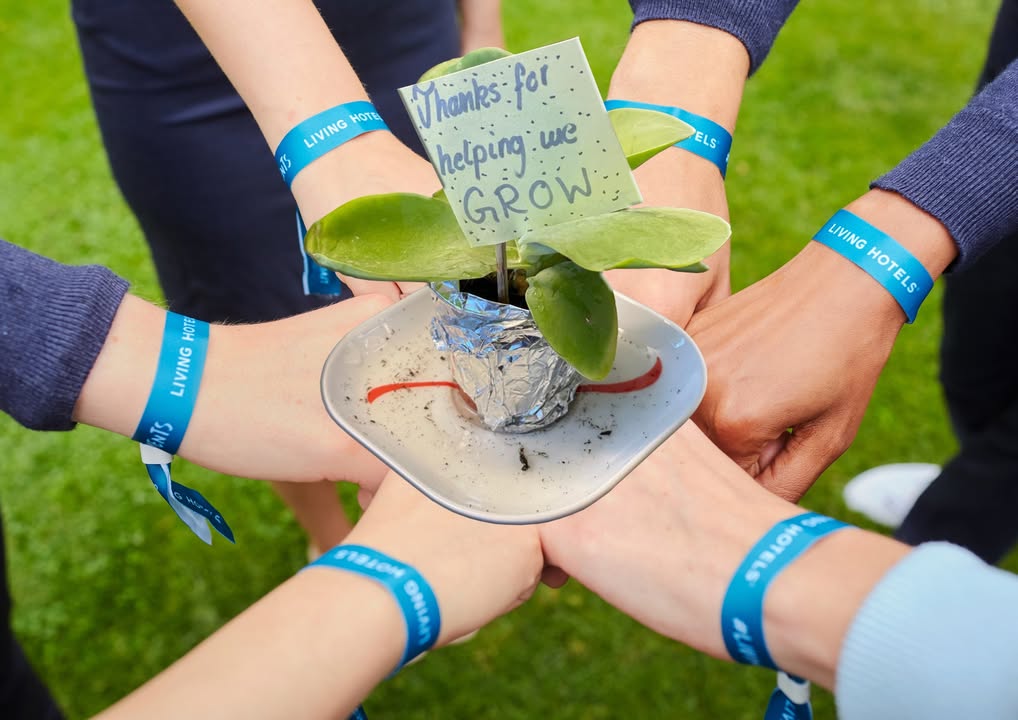 Living Hotel, November 2022, Thanks for helping me grow – Symbol für den Living Hotel-Spirit