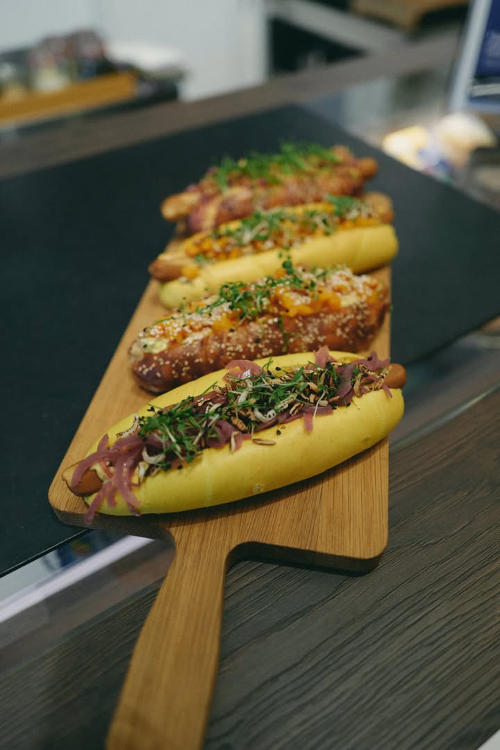 Organic Garden: Plantbased Hotdogs. Foto: ©Mike Meyer
