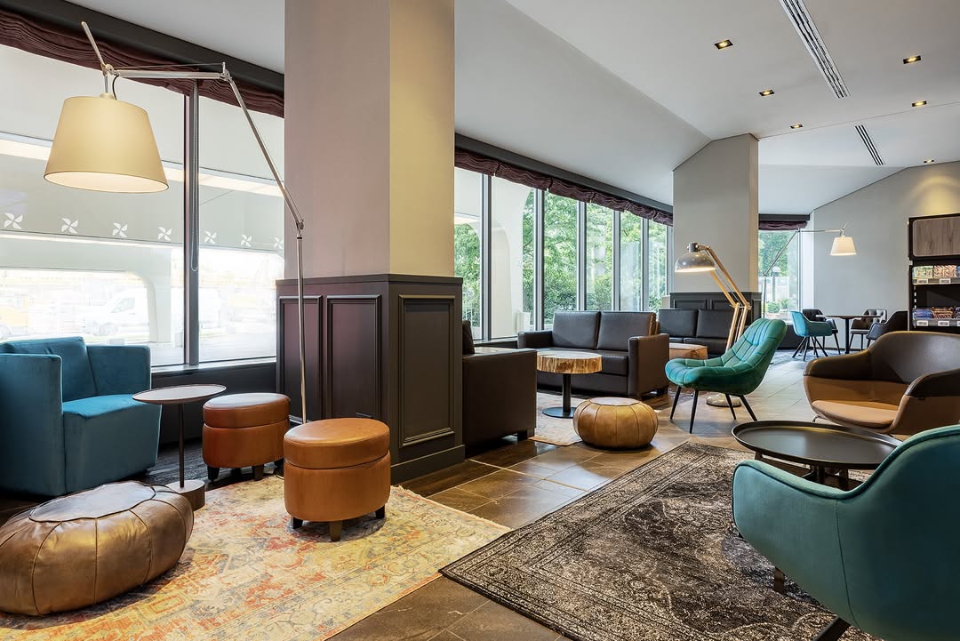 Four Points by Sheraton Munich Arabellapark, Lobby. Foto:  Marriott International