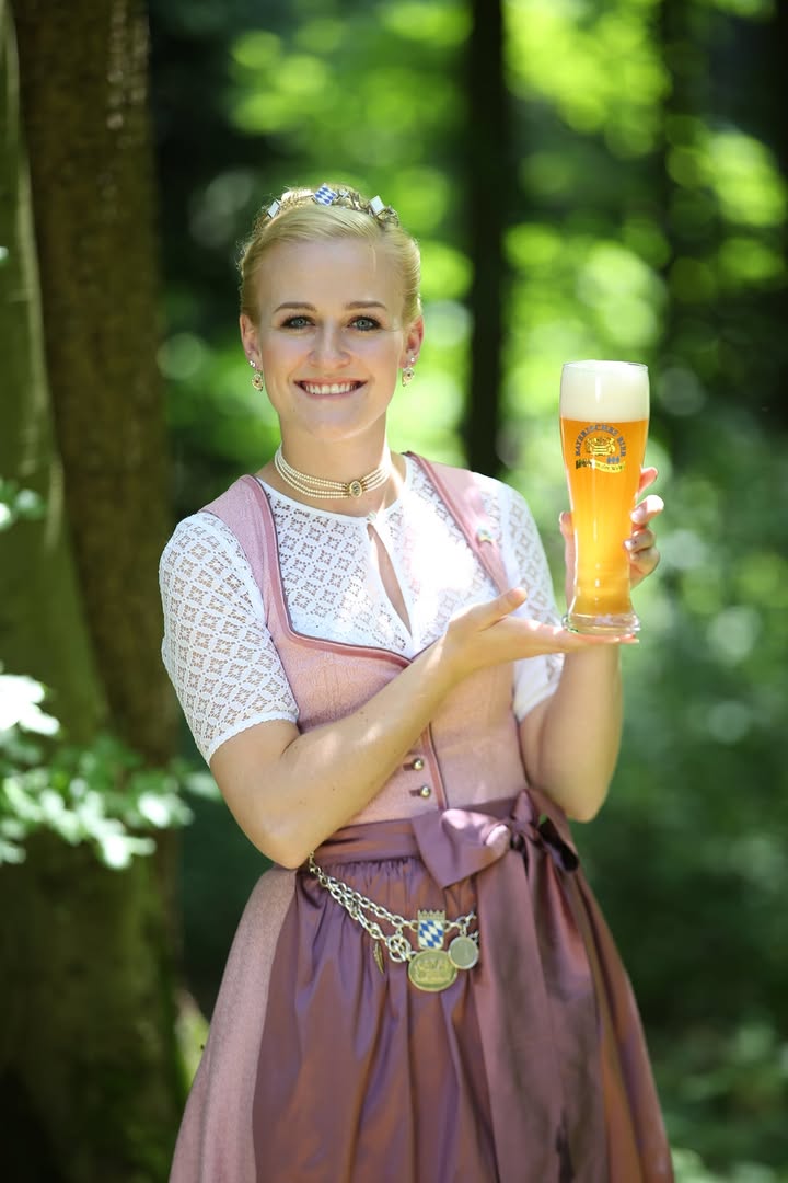 Vroni Ettstaller aus Gmund/Tegernsee (Obb.) hatte 2 Jahre das Amt der 10. Bayerischen Bierkönigin inne. Foto: Bayerischer Brauerbund